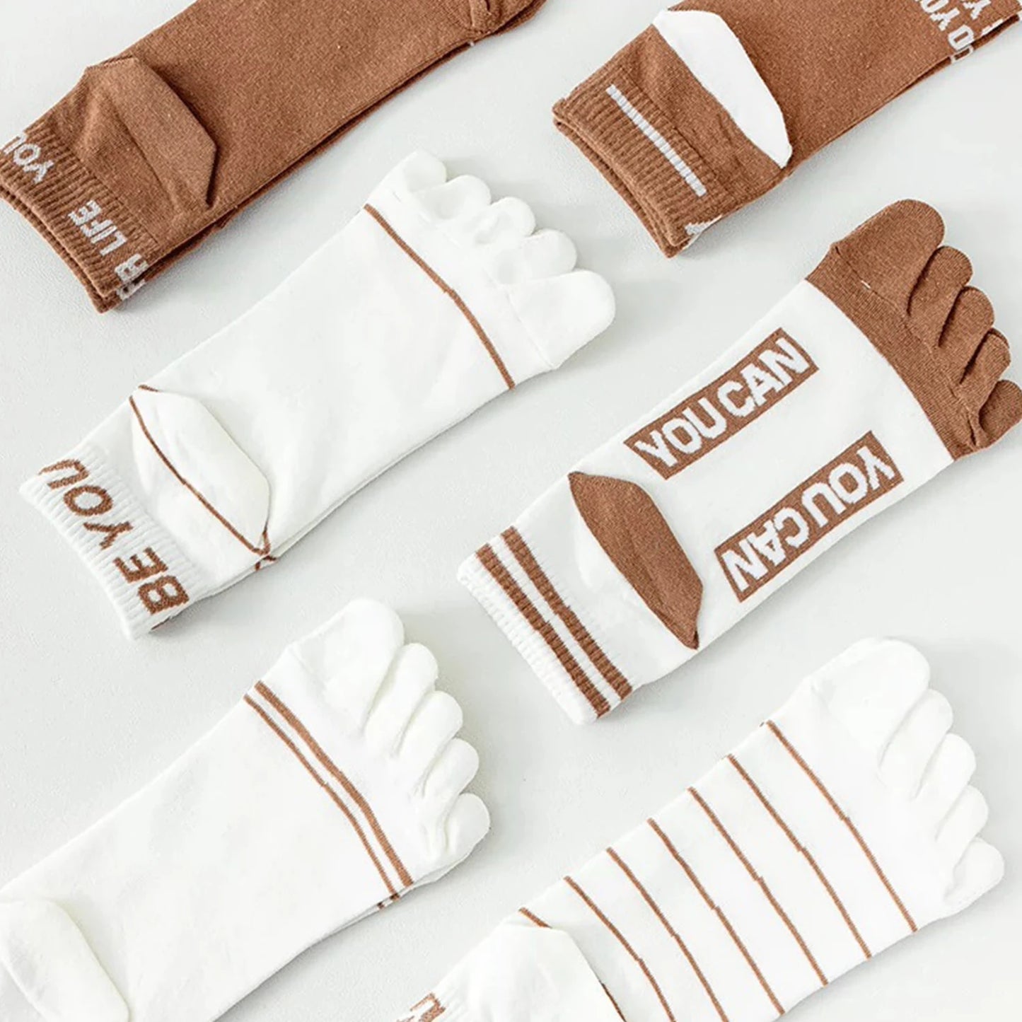 Fashion Cotton Five Finger Socks Mens Sports Breathable Cotton Comfortable Shaping Anti Friction Bright Color Socks With Toes
