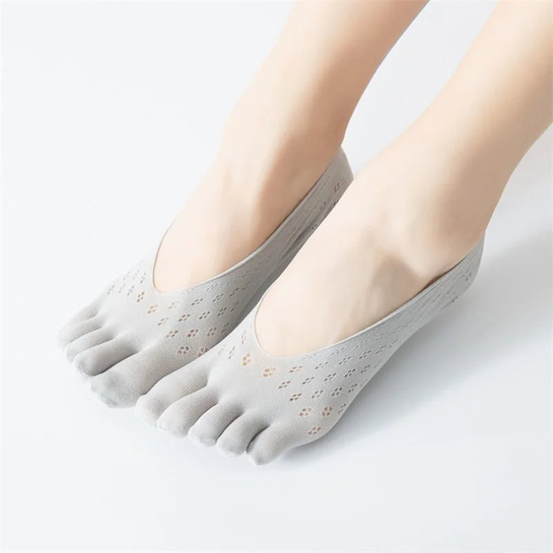 Fashion Thin Sock Slippers Women invisible Silicone Anti-skid Five Finger Socks